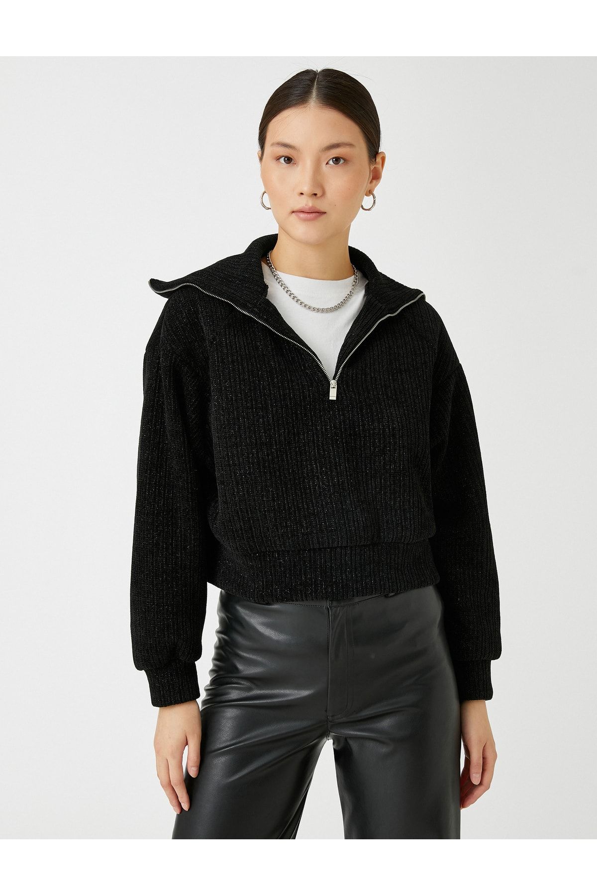 Kadın Sweatshirt Siyah 3wak30121ek Kadife Sweatshirt Fermuarlı Dik Yaka Kadın Sweatshirt Siyah 3wak30121ek Kadife Sweatshirt Fermuarlı Dik Yaka