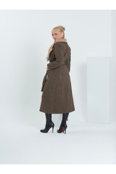 Yakası Kürklü Kazayağı Yün Manto