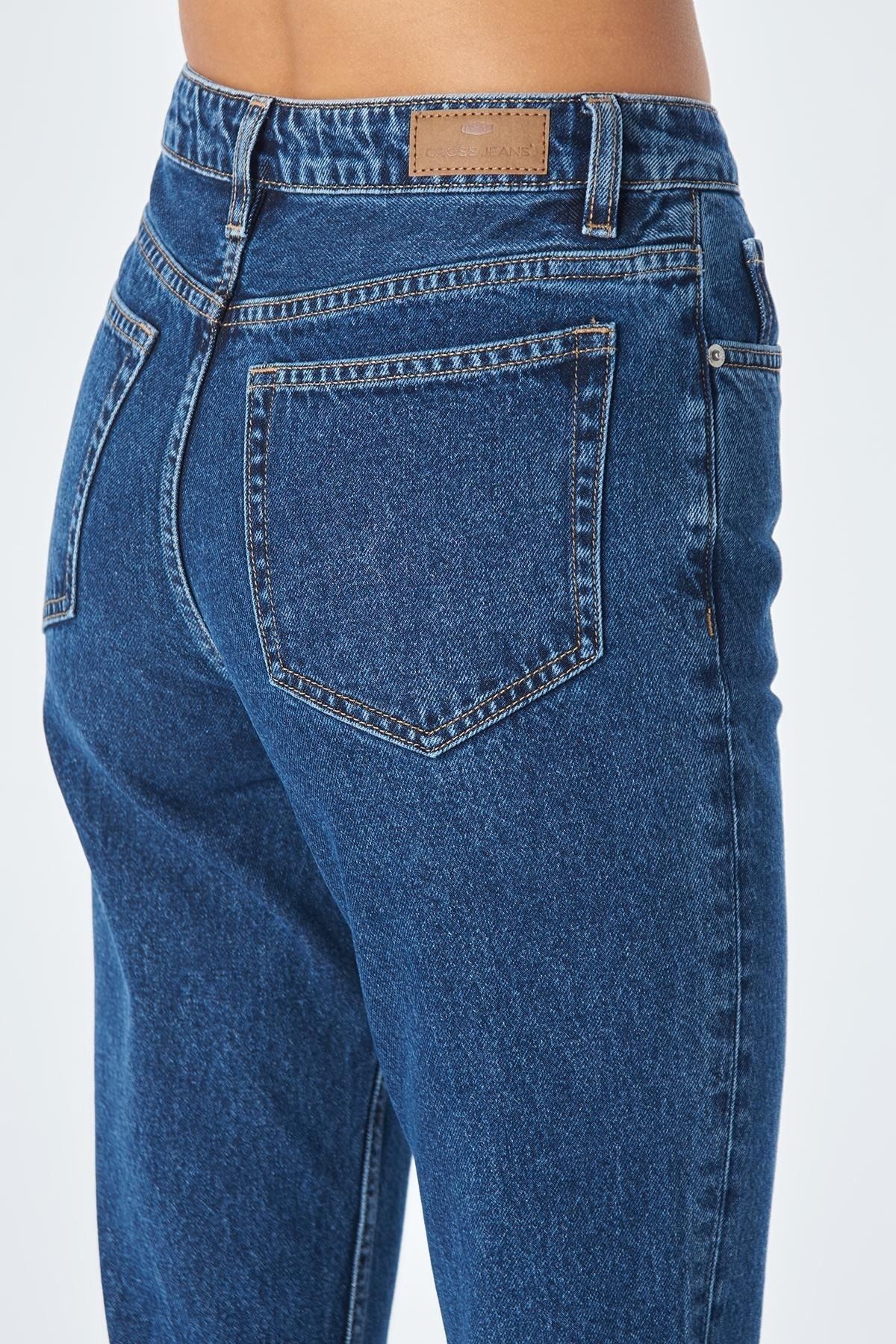 Orta Mavi Fermuarlı Kick Flare Jean Pantolon C 4528-026 Orta Mavi Fermuarlı Kick Flare Jean Pantolon C 4528-026