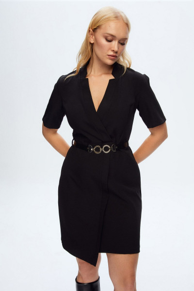 V Yaka Kemerli Elbise