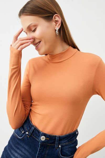 Kadın Somon Parmak Detaylı Body