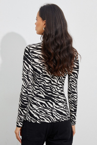 Kadın Siyah-Beyaz Zebra Desenli Balıkçı Bluz EY1524 Kadın Siyah-Beyaz Zebra Desenli Balıkçı Bluz EY1524