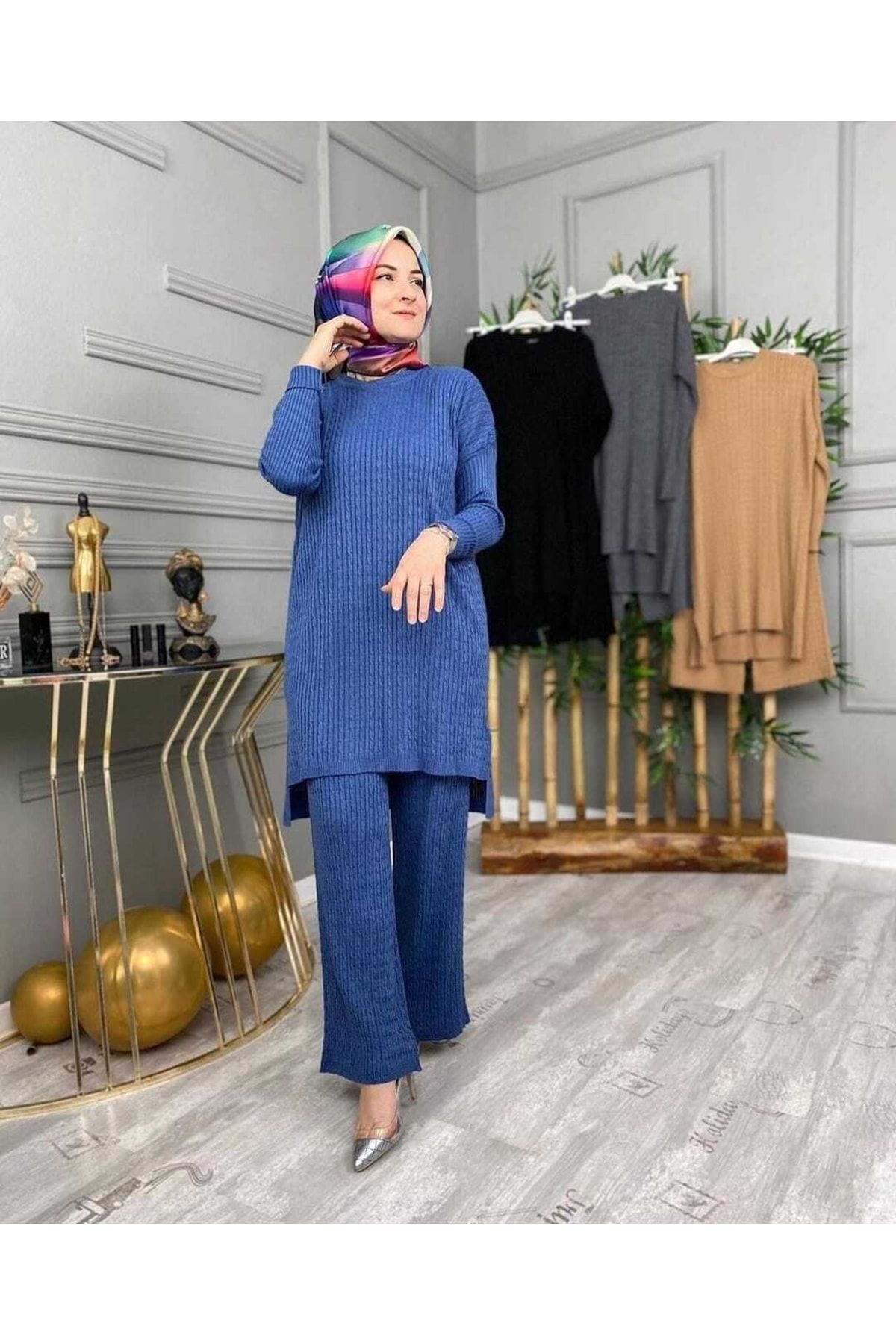 Saç Örgülü Beli Lastikli Pantolon Ve Tunik Ikili Triko Takım Saç Örgülü Beli Lastikli Pantolon Ve Tunik Ikili Triko Takım