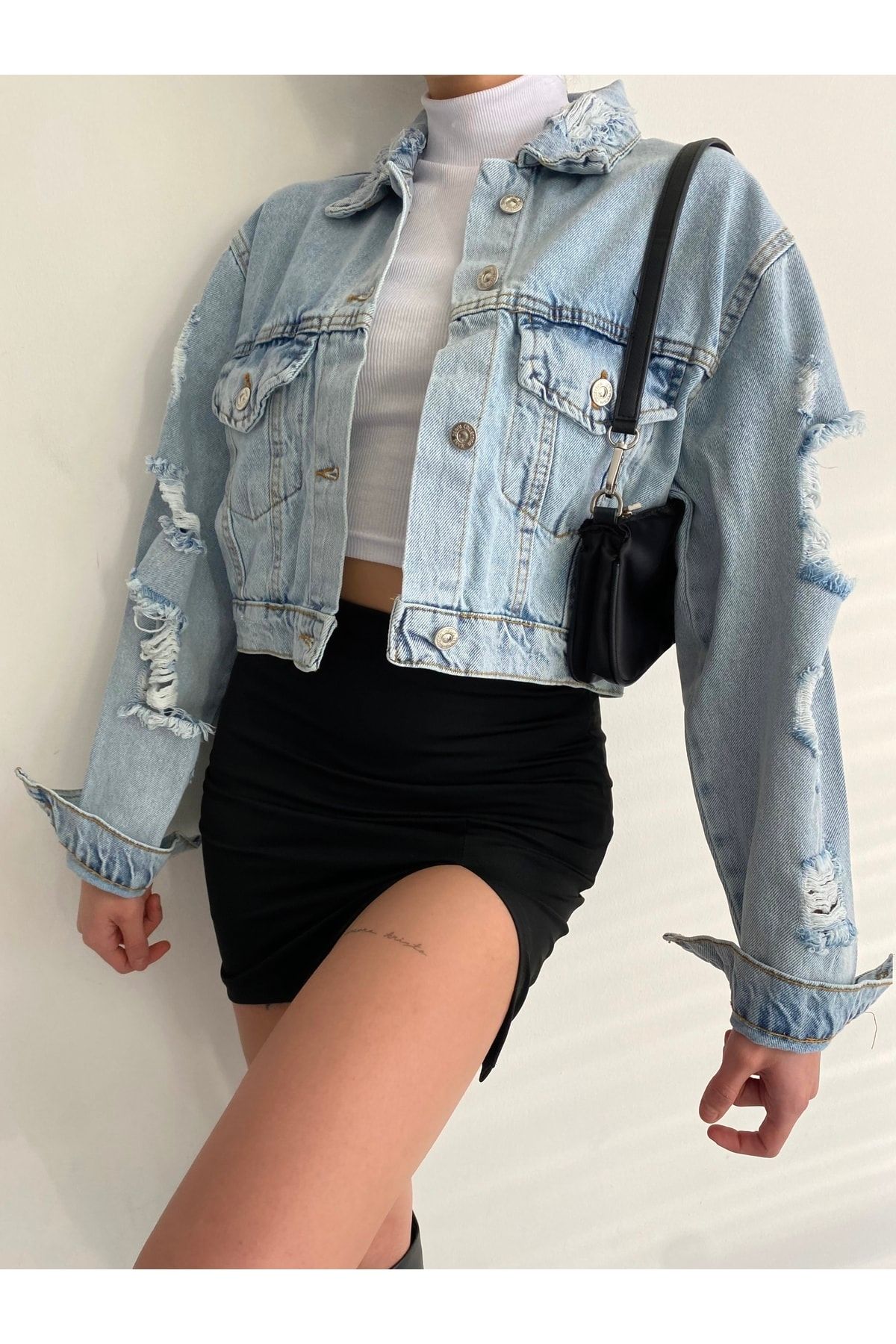 Yırtık Detay Crop Denim Ceket Yırtık Detay Crop Denim Ceket
