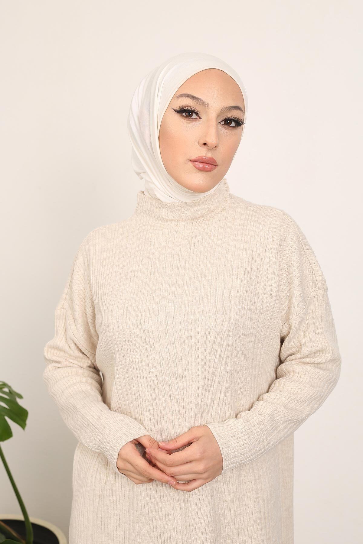Ravza Fitil Detaylı Uzun Triko Tesettür Elbise Ravza Fitil Detaylı Uzun Triko Tesettür Elbise