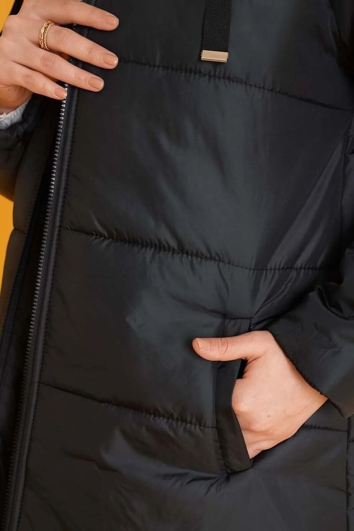 Kadın Tesettür Kapşonlu Uzun Oversize Şişme Mont Hzl23w-bd151201 Kadın Tesettür Kapşonlu Uzun Oversize Şişme Mont Hzl23w-bd151201