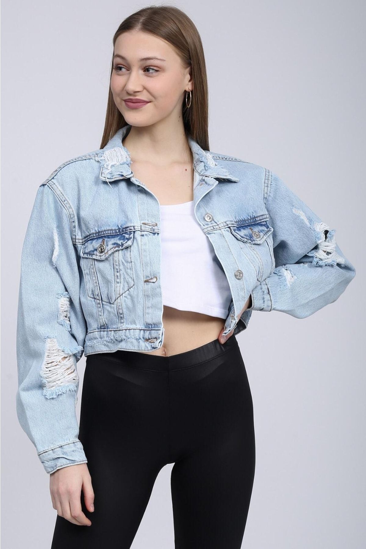 Kol Ve Yaka Yırtık Detaylı Crop Kot Ceket Kol Ve Yaka Yırtık Detaylı Crop Kot Ceket