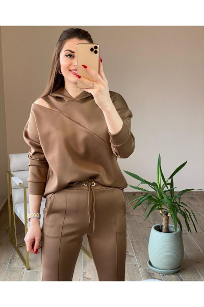 Scuba Kapüşonlu Oversize Tek Omzu Pencere Detaylı Sweatshirt Scuba Kapüşonlu Oversize Tek Omzu Pencere Detaylı Sweatshirt