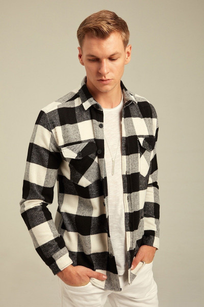 Siyah-beyaz Erkek Slim Fit Düğmeli Yaka Çift Cepli Oduncu Ekose Gömlek Siyah-beyaz Erkek Slim Fit Düğmeli Yaka Çift Cepli Oduncu Ekose Gömlek