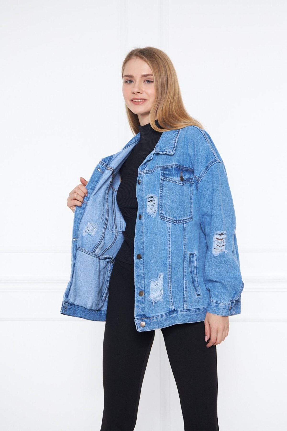 Oversize Yıpratma Detaylı Kot Ceket Oversize Yıpratma Detaylı Kot Ceket