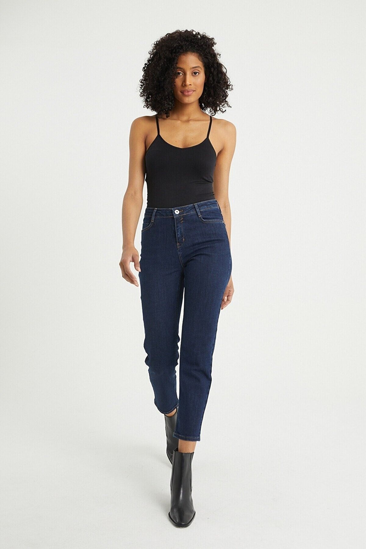 Mom Koyu Mavi Likralı Mom Süper Yüksek Bel Mom Jeans Mom Koyu Mavi Likralı Mom Süper Yüksek Bel Mom Jeans