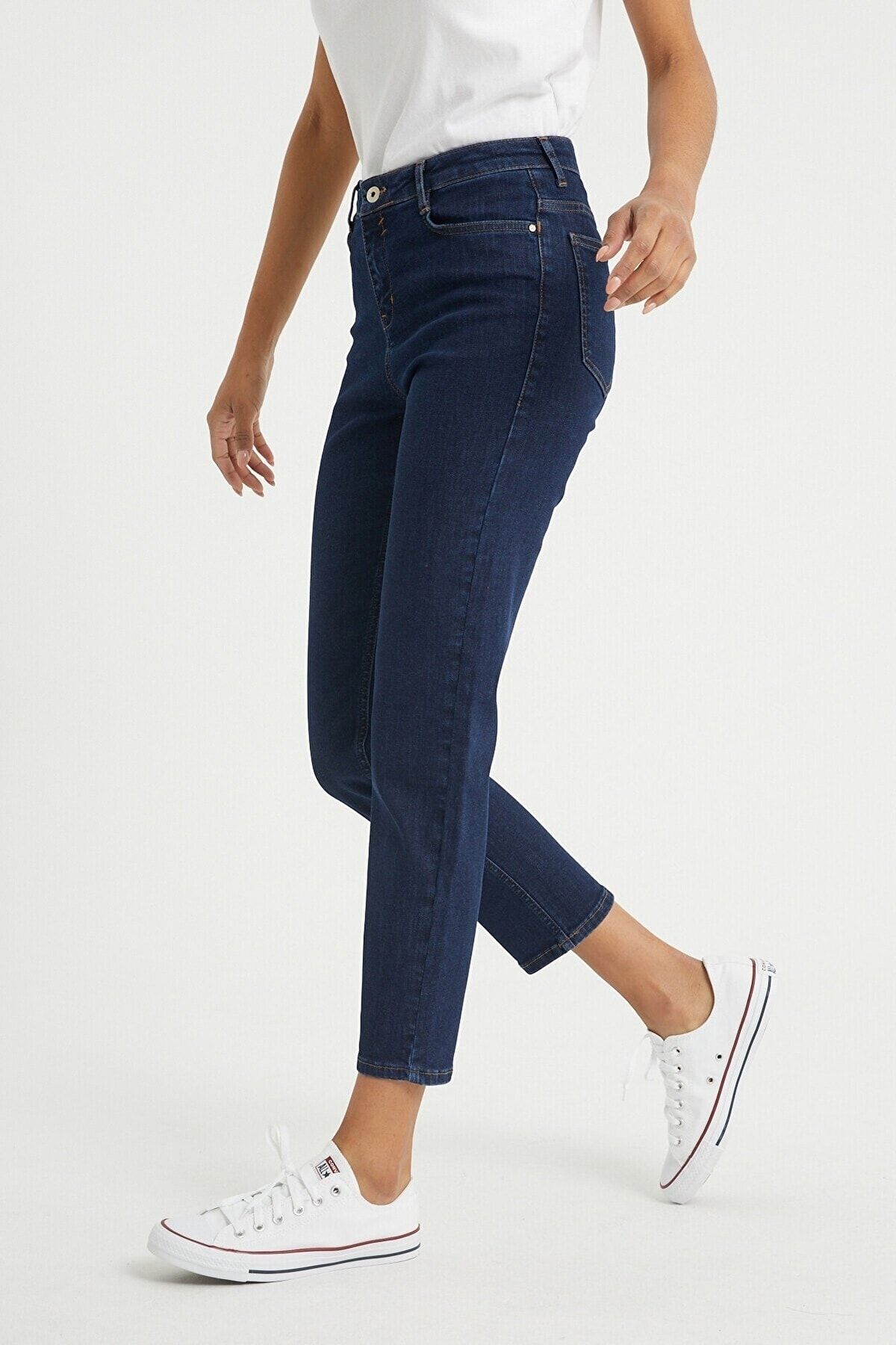 Mom Koyu Mavi Likralı Mom Süper Yüksek Bel Mom Jeans Mom Koyu Mavi Likralı Mom Süper Yüksek Bel Mom Jeans