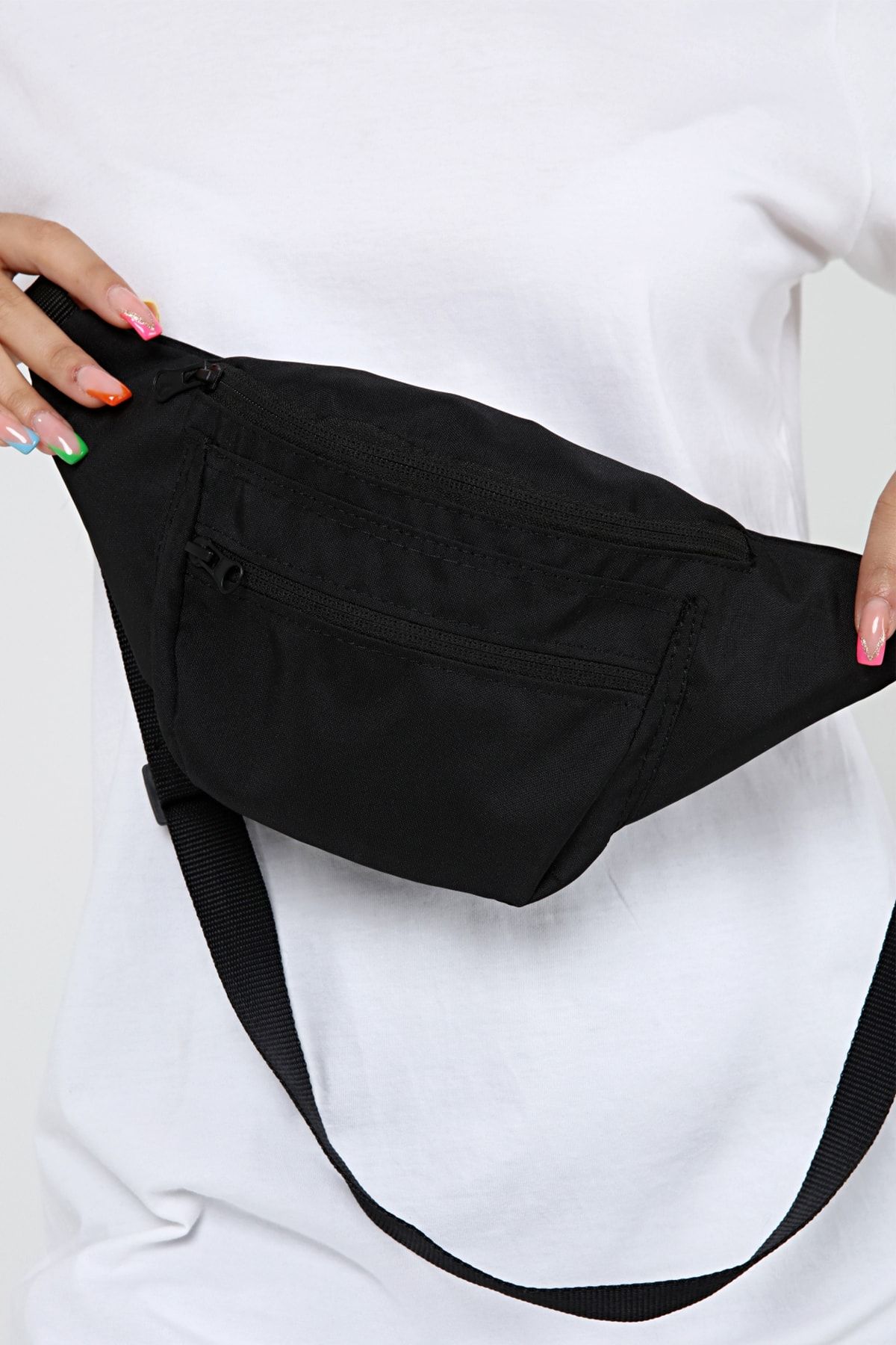 Su Geçirmez Kumaş Özellikli Askılı Çapraz Siyah Unisex Omuz Ve Bel Çantası Su Geçirmez Kumaş Özellikli Askılı Çapraz Siyah Unisex Omuz Ve Bel Çantası