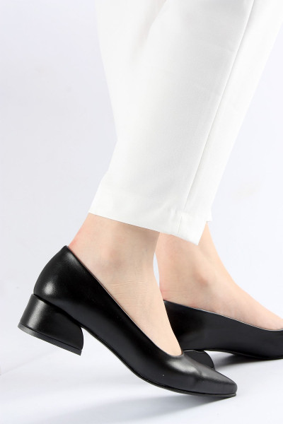 Siyah Cilt Topuklu Ayakkabı 3 Cm Siyah Cilt Topuklu Ayakkabı 3 Cm