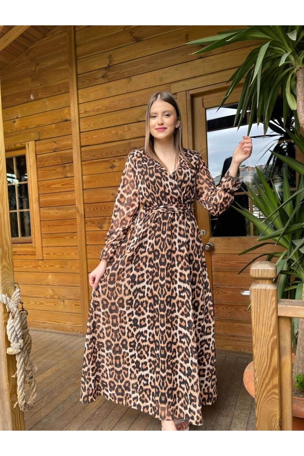 Leopar Maxi Şifon Elbise Büyük Beden Elbise Leopar Maxi Şifon Elbise Büyük Beden Elbise