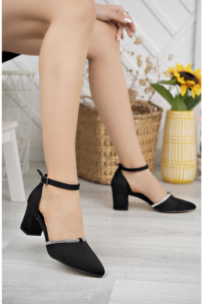 Kadın Siyah Süet Sivri 5 Cm Taşlı Yeni Klasik