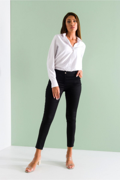 Kadın Siyah Beş Cep Likralı Pantolon Kadın Siyah Beş Cep Likralı Pantolon