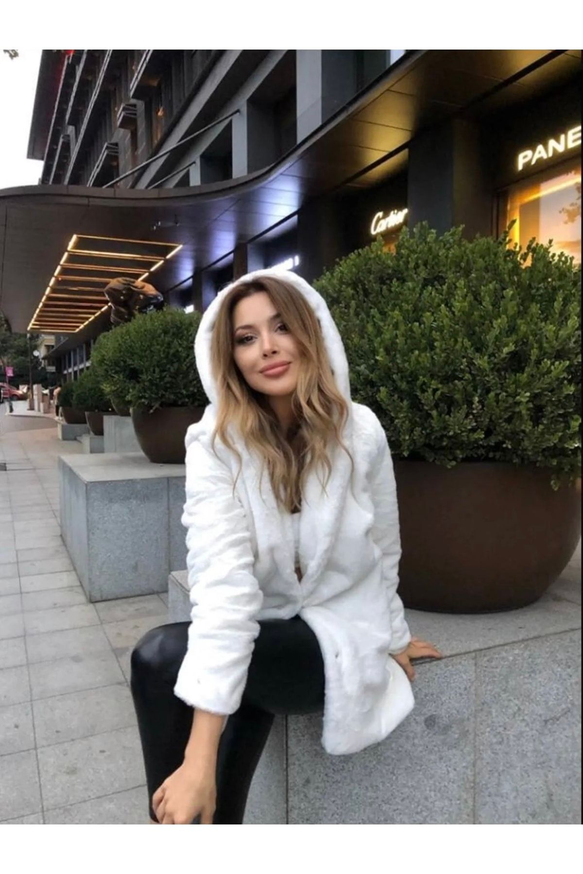 Kadın Peluş Kürk Mont Kadın Peluş Kürk Mont