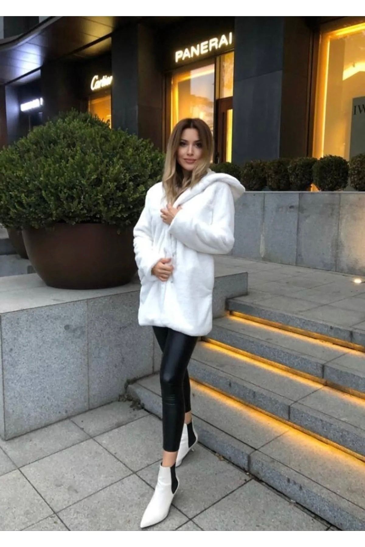 Kadın Peluş Kürk Mont Kadın Peluş Kürk Mont