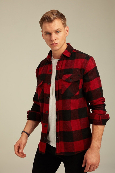 Kırmızı Erkek Slim Fit Düğmeli Yaka Çift Cepli Oduncu Ekose Gömlek Kırmızı Erkek Slim Fit Düğmeli Yaka Çift Cepli Oduncu Ekose Gömlek