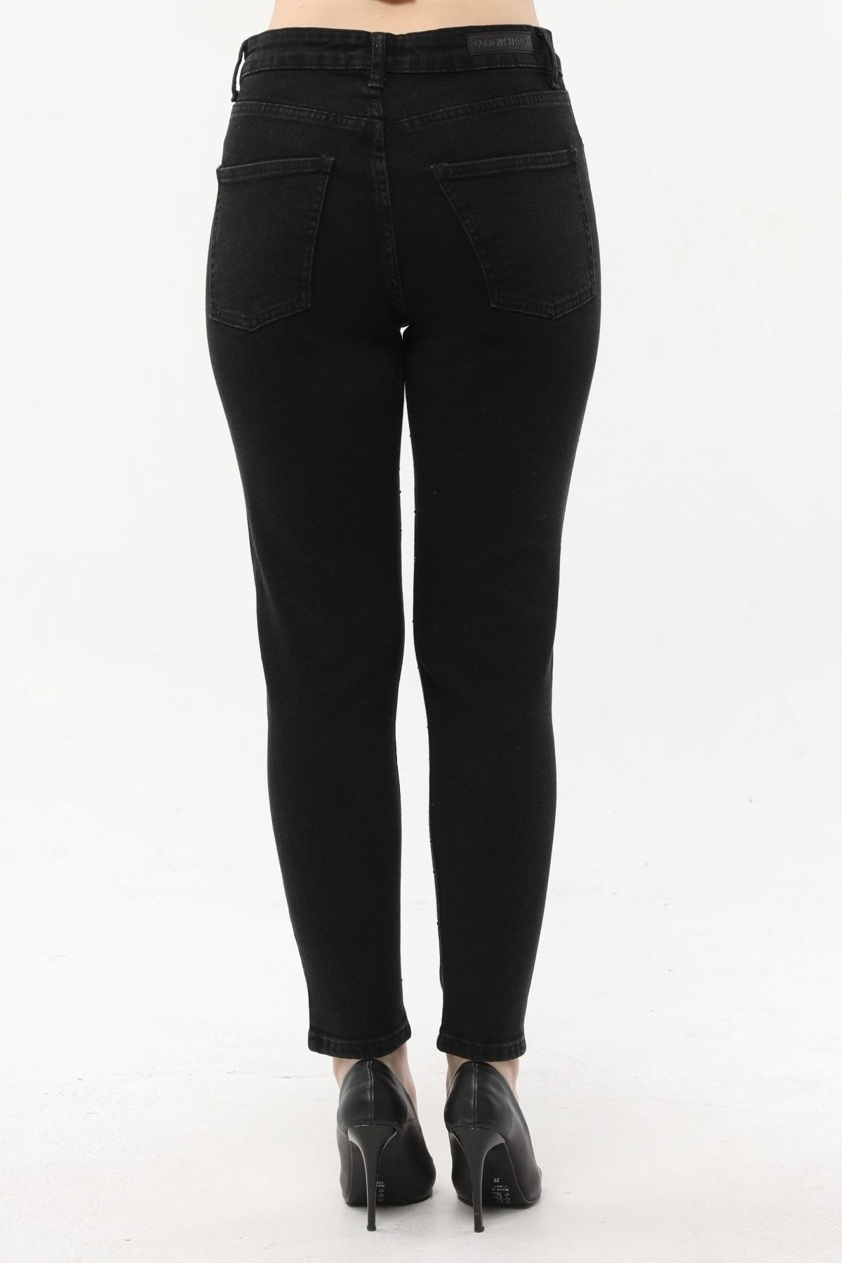 Siyah Taşlı Parlak Yüksek Bel Boyfriend Jeans Kot Pantolon Siyah Taşlı Parlak Yüksek Bel Boyfriend Jeans Kot Pantolon