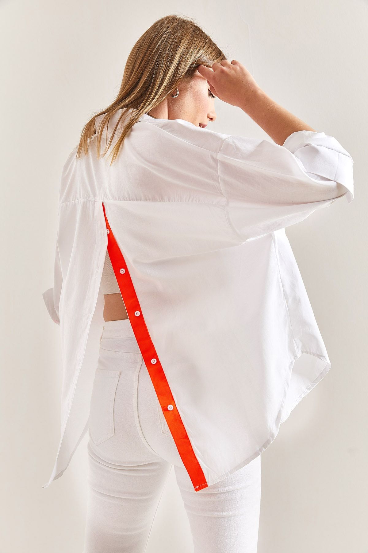 Kadın Tek Cepli Fosfor Çizgili Basic Oversize Gömlek Kadın Tek Cepli Fosfor Çizgili Basic Oversize Gömlek