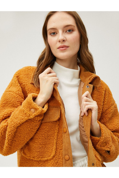 Şahika Ercümen X - Cepli Çıtçıtlı Peluş Ceket