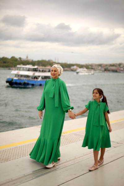 Uzun Elbise Anne Kız Kombin Tesettür Tekli Fiyattır Uzun Elbise Anne Kız Kombin Tesettür Tekli Fiyattır