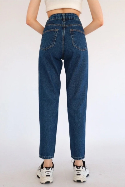 Koyu Mavi Mom Jeans Likralı Yüksek Bel Mavi Kar Yıkamalı Mom Kot Pantolon Koyu Mavi Mom Jeans Likralı Yüksek Bel Mavi Kar Yıkamalı Mom Kot Pantolon