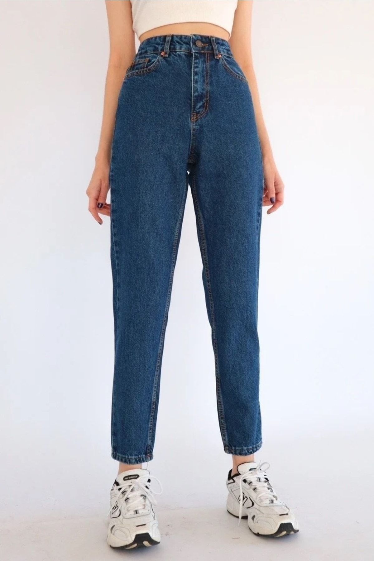 Koyu Mavi Mom Jeans Likralı Yüksek Bel Mavi Kar Yıkamalı Mom Kot Pantolon Koyu Mavi Mom Jeans Likralı Yüksek Bel Mavi Kar Yıkamalı Mom Kot Pantolon