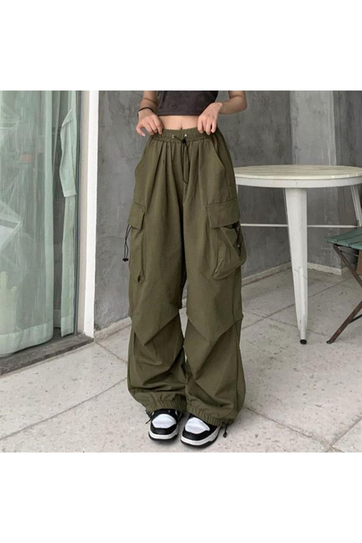 Yeşil Tactical Paraşüt Kumaş Kargo Cepli Oversize Unisex Pantolon Yeşil Tactical Paraşüt Kumaş Kargo Cepli Oversize Unisex Pantolon