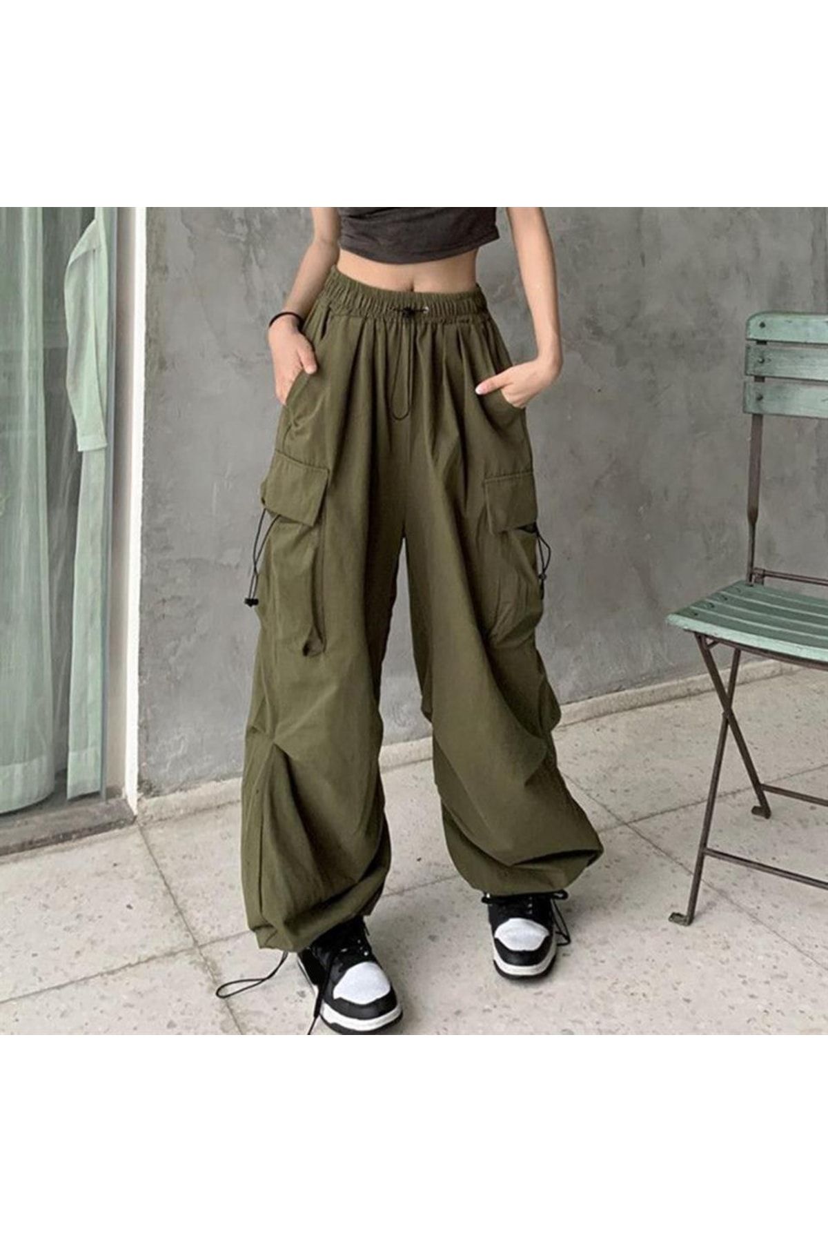 Yeşil Tactical Paraşüt Kumaş Kargo Cepli Oversize Unisex Pantolon Yeşil Tactical Paraşüt Kumaş Kargo Cepli Oversize Unisex Pantolon