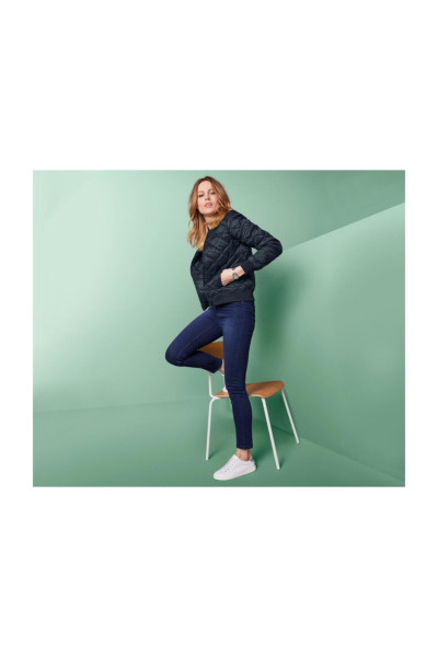 Kapitone Mont 106362