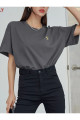 Uçak Logo T-Shirt - Füme Baskılı Oversize Bisiklet Yaka Kısa Kol Uçak Logo T-Shirt - Füme Baskılı Oversize Bisiklet Yaka Kısa Kol