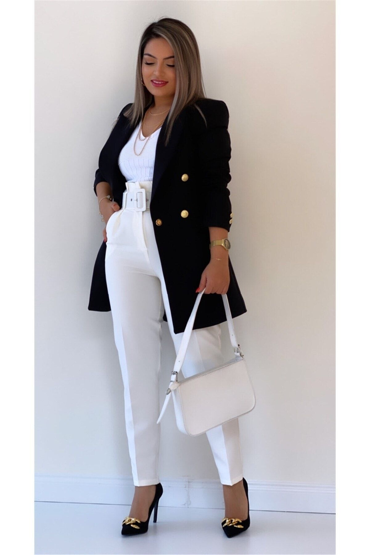 Uzun Gold Düğmeli Blazer Ceket Siyah Uzun Gold Düğmeli Blazer Ceket Siyah