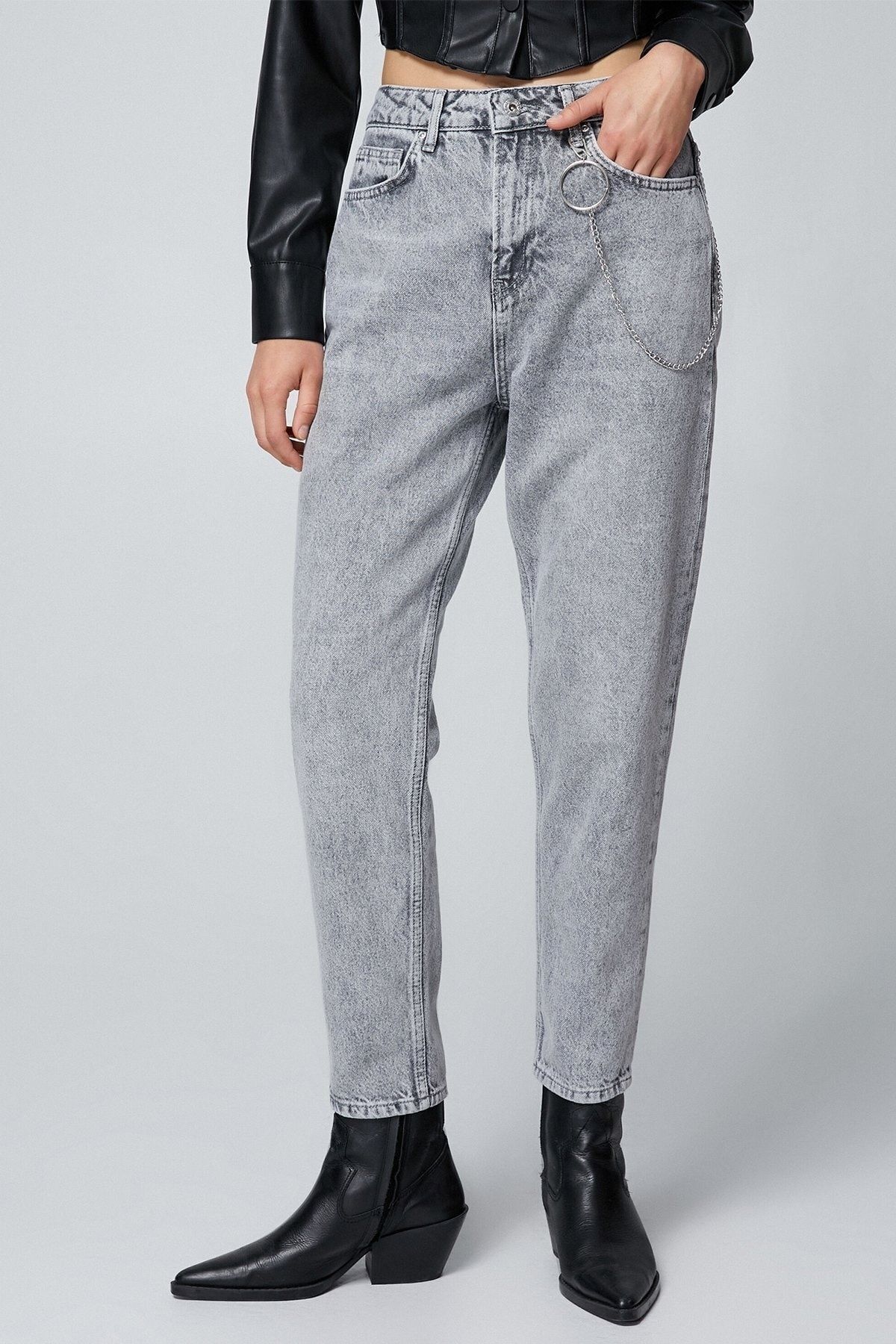 Kadın Yüksek Bel Kot Pantolon Hafif Dar Paça - Mom Jeans 4WAL40063MD Kadın Yüksek Bel Kot Pantolon Hafif Dar Paça - Mom Jeans 4WAL40063MD
