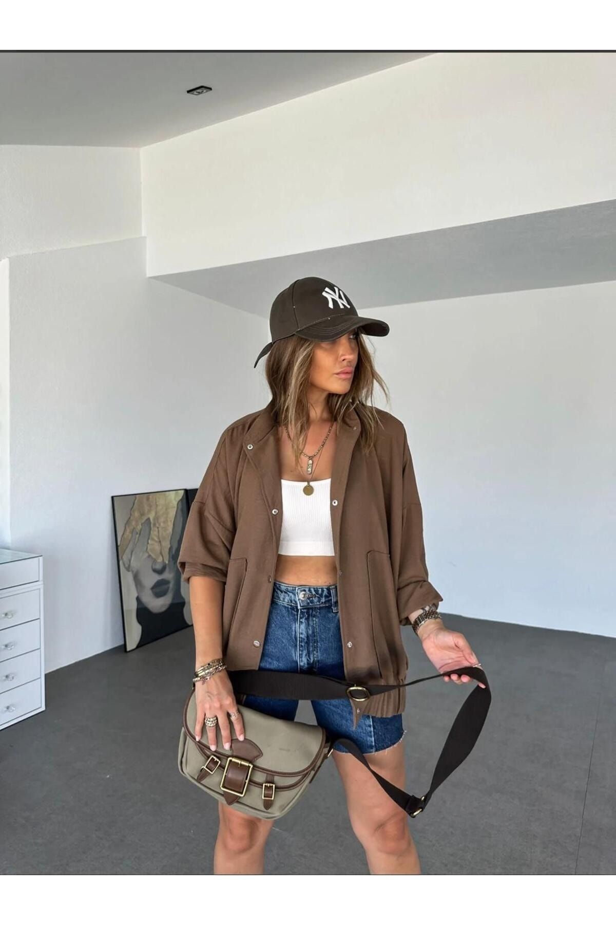 Keten Görünümlü Düşük Kol Basen Boy Bomber Uzun Ceket Keten Görünümlü Düşük Kol Basen Boy Bomber Uzun Ceket