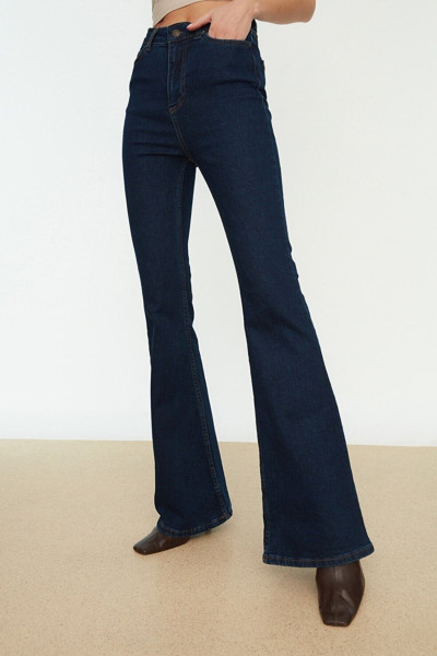 Koyu Mavi Ispanyol Paça Jeans Yüksek Bel Power Likra Kot Pantolon Koyu Mavi Ispanyol Paça Jeans Yüksek Bel Power Likra Kot Pantolon