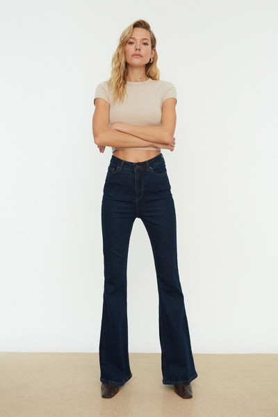 Koyu Mavi Ispanyol Paça Jeans Yüksek Bel Power Likra Kot Pantolon Koyu Mavi Ispanyol Paça Jeans Yüksek Bel Power Likra Kot Pantolon