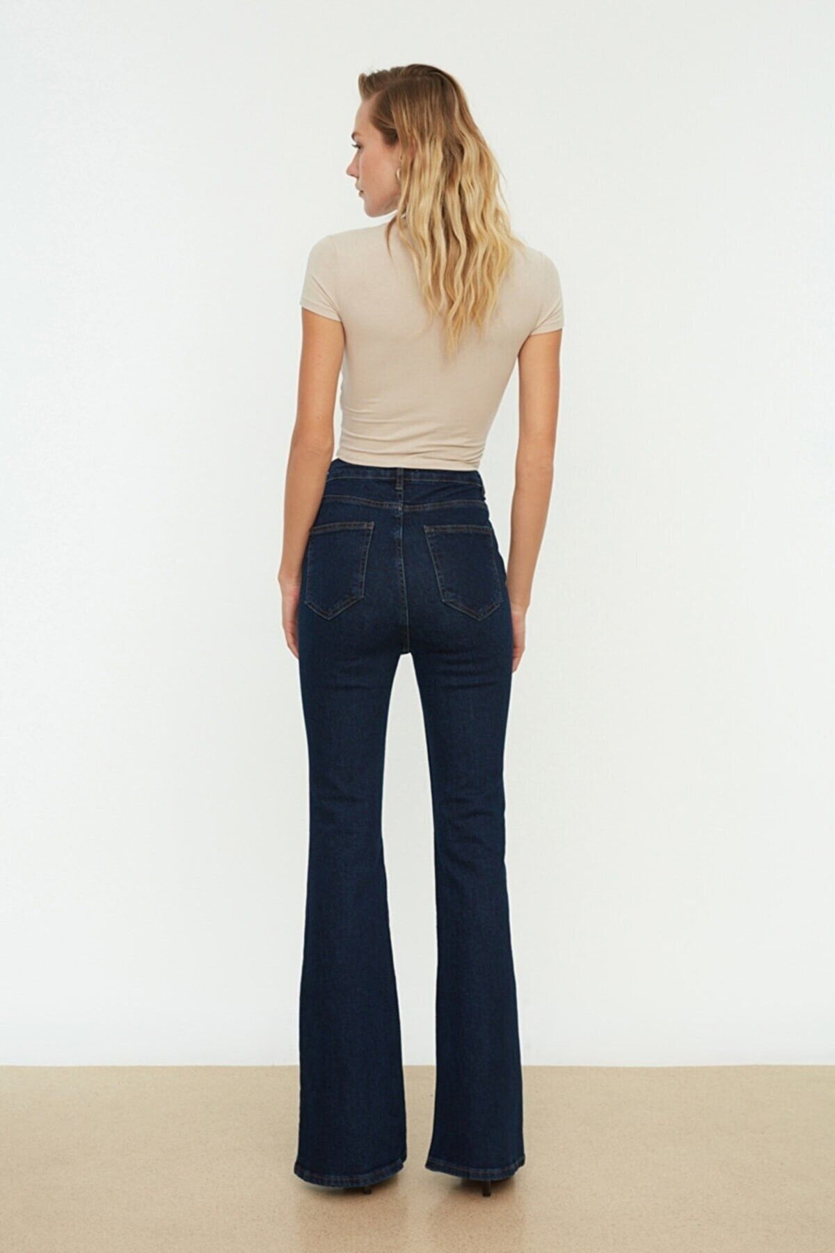 Koyu Mavi Ispanyol Paça Jeans Yüksek Bel Power Likra Kot Pantolon Koyu Mavi Ispanyol Paça Jeans Yüksek Bel Power Likra Kot Pantolon