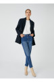 Yüksek Bel Boru Paça Dar İndigo Kadın Denim Pantolon 4WAL40039MD Yüksek Bel Boru Paça Dar İndigo Kadın Denim Pantolon 4WAL40039MD