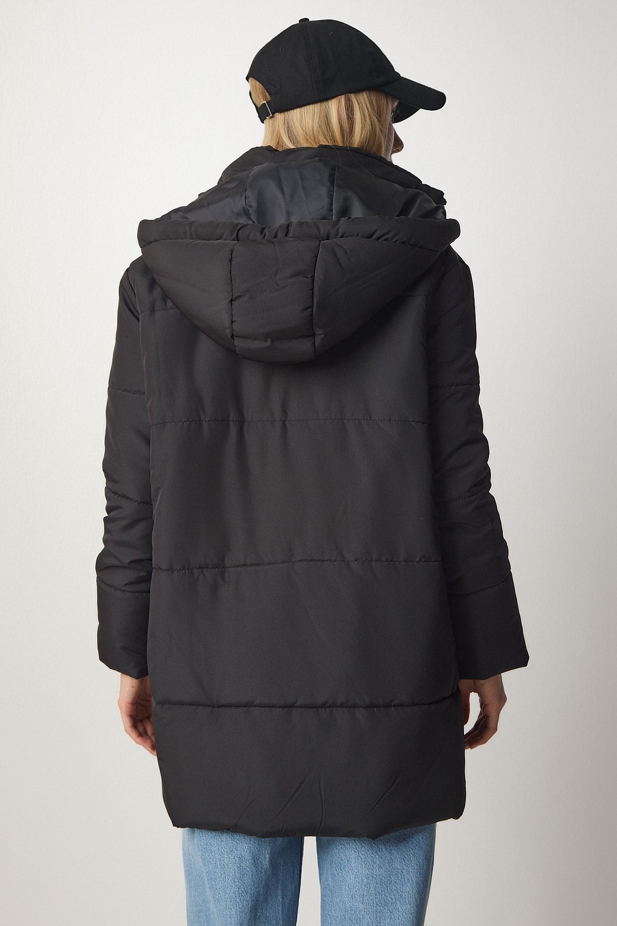 Kadın Siyah Kapüşonlu Oversize Şişme Mont DD01245 Kadın Siyah Kapüşonlu Oversize Şişme Mont DD01245