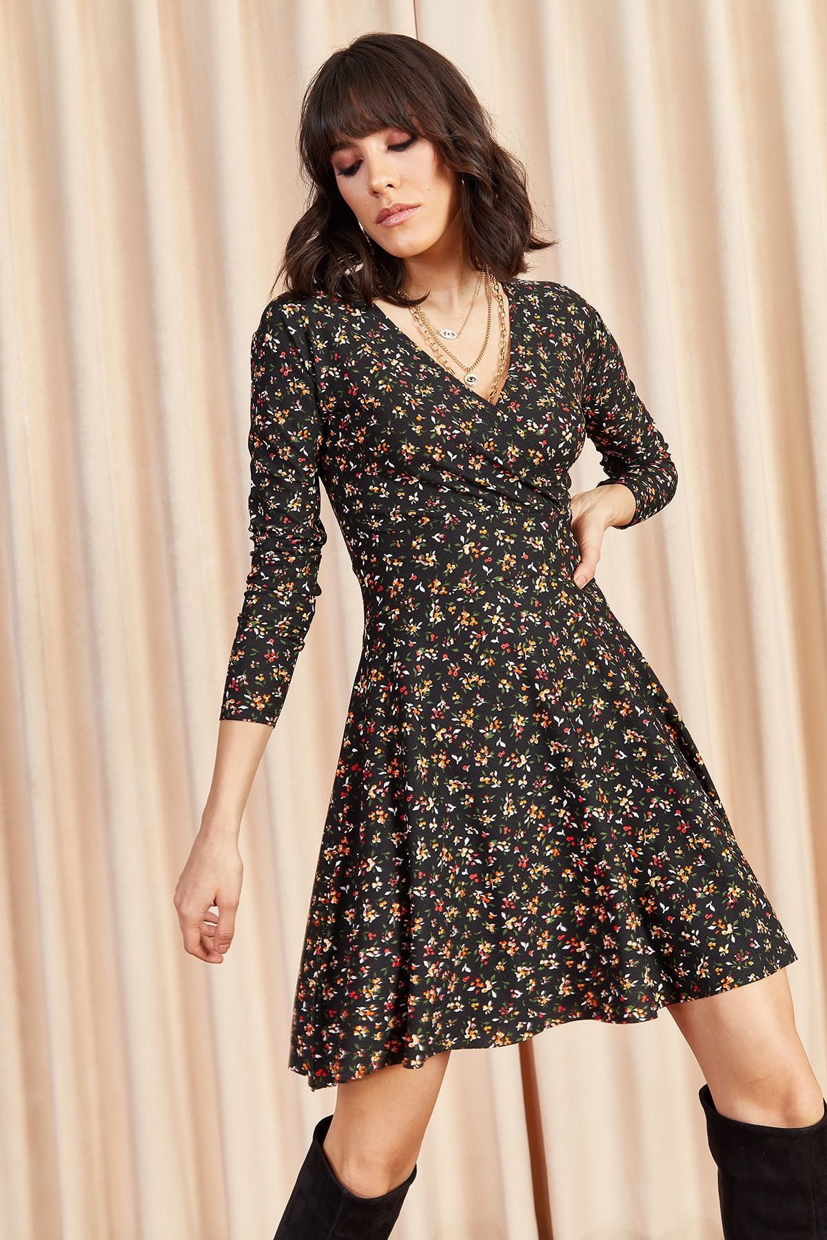 Kadın Siyah Kruvaze Örme Elbise ELB-19000962 Kadın Siyah Kruvaze Örme Elbise ELB-19000962