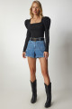 Kadın Siyah Kare Yaka Fitilli Triko Bluz YY00159 Kadın Siyah Kare Yaka Fitilli Triko Bluz YY00159