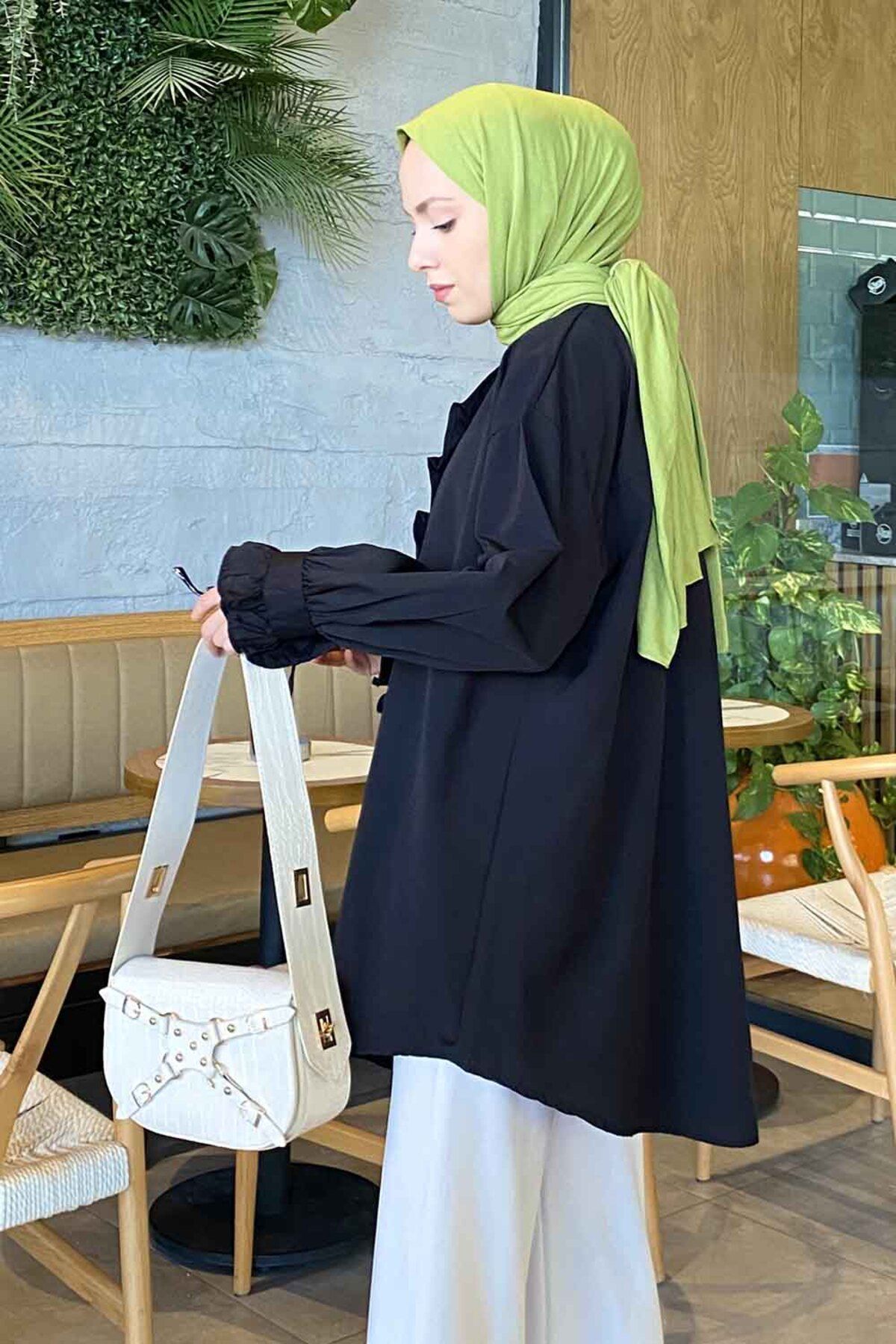 Oversize Flores Fırfırlı Tunik Oversize Flores Fırfırlı Tunik