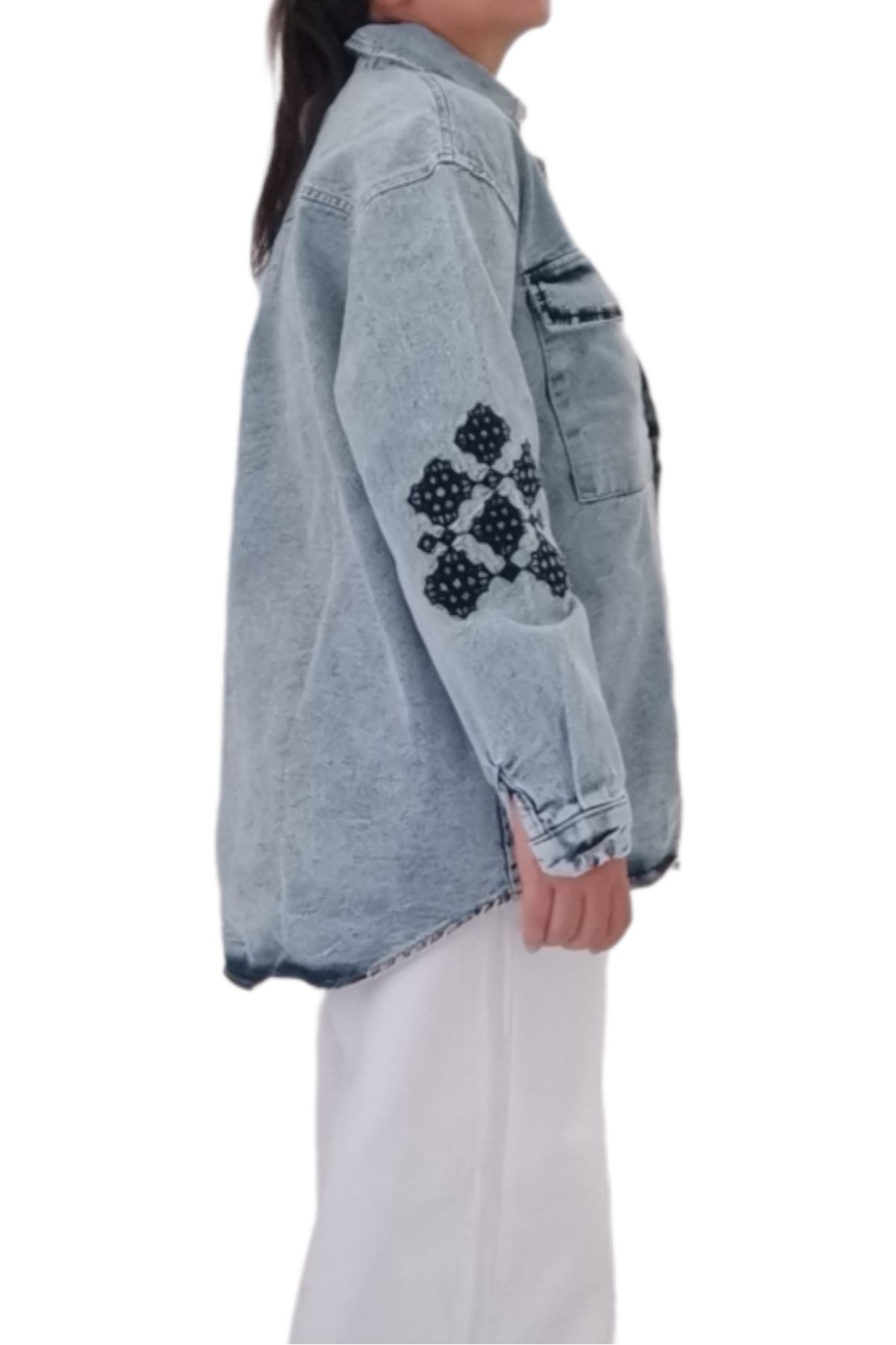 Zade Consept Taşlanmış Oversize Kot Ceket Zade Consept Taşlanmış Oversize Kot Ceket