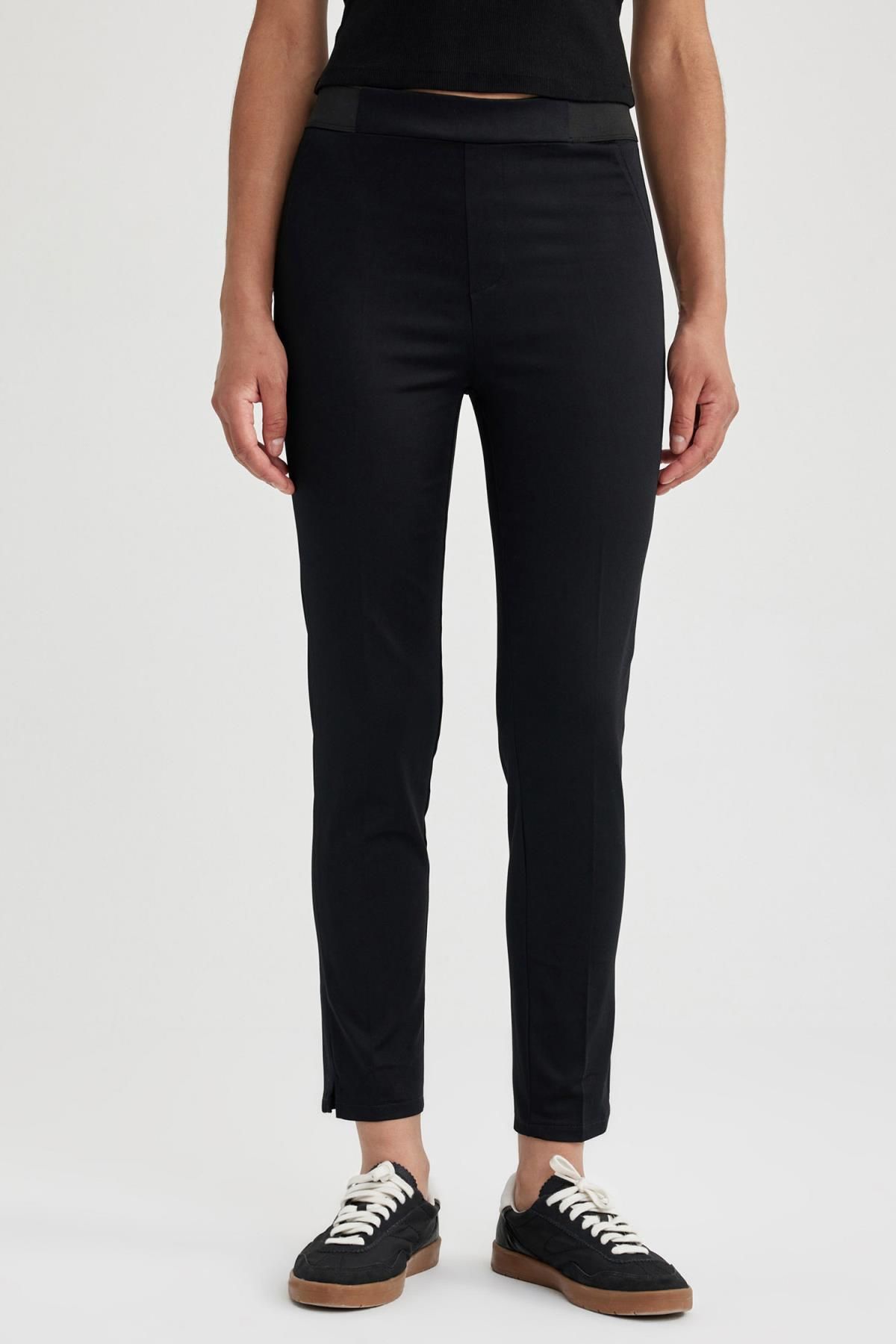 Sigaret Saten Pantolon Siyah Normal Bel Basic Düz Beli Lastikli Düz Paça J8743az23wn Sigaret Saten Pantolon Siyah Normal Bel Basic Düz Beli Lastikli Düz Paça J8743az23wn