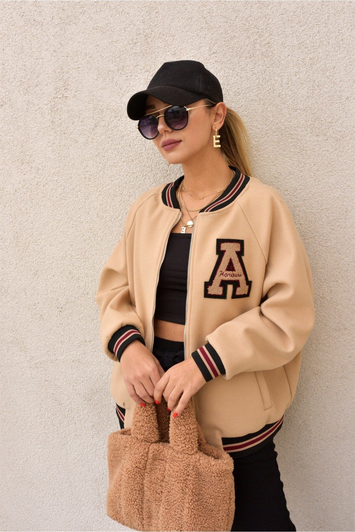 Unisex Oversize Siyah Baskılı Kolej Ceket Unisex Oversize Siyah Baskılı Kolej Ceket