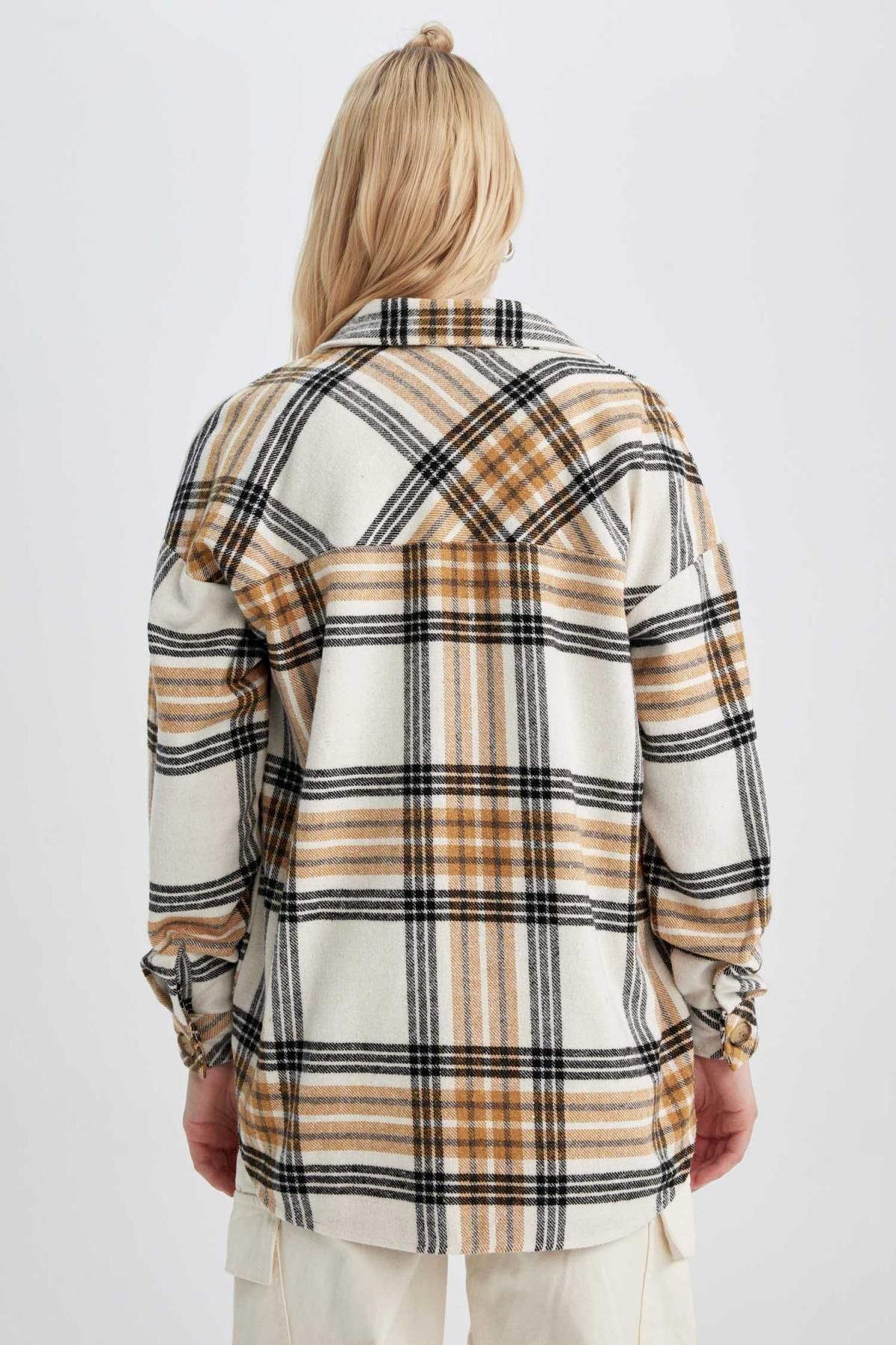 Oversize Fit Gömlek Yaka Flanel Uzun Kollu Tunik Oversize Fit Gömlek Yaka Flanel Uzun Kollu Tunik