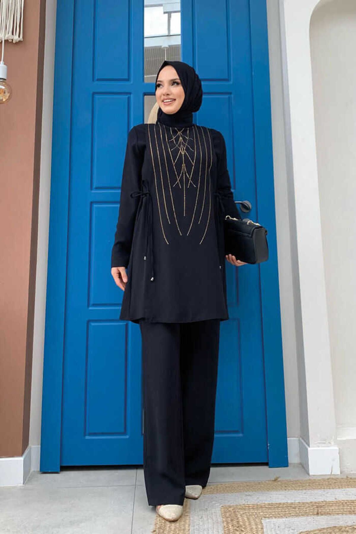 Taş Baskı Desenli Tunik Pantolon Takım 8447 Siyah Taş Baskı Desenli Tunik Pantolon Takım 8447 Siyah